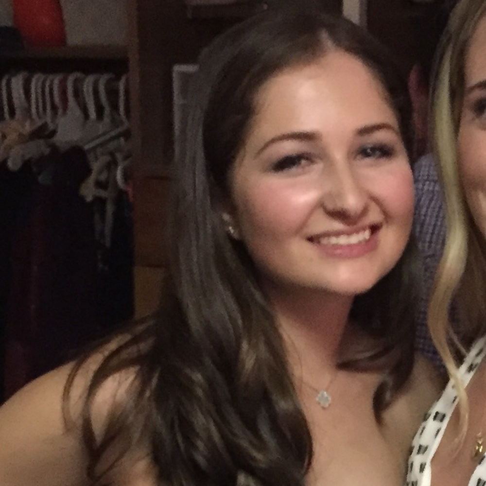 Meet your Posher, Andie